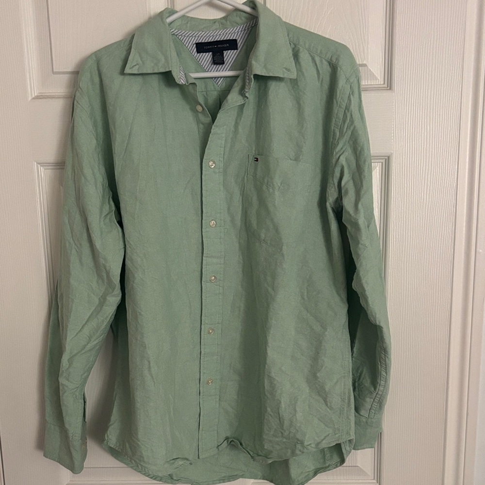 Tommy Hilfiger Men's Light Green Button Down Shirt